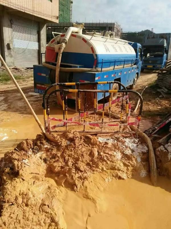 大石桥工地淤泥清淤